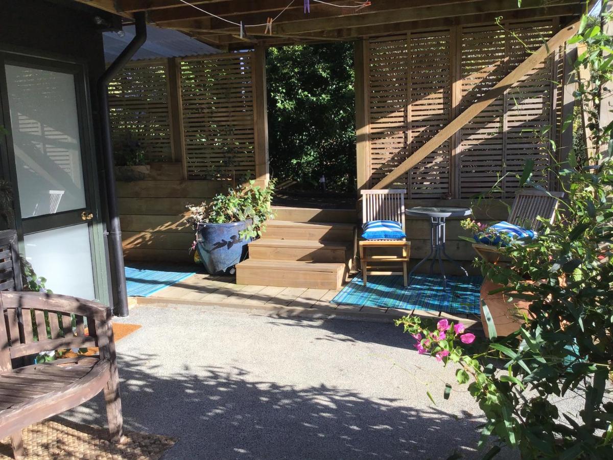 La Casita Waiheke Apartment Oneroa Екстериор снимка
