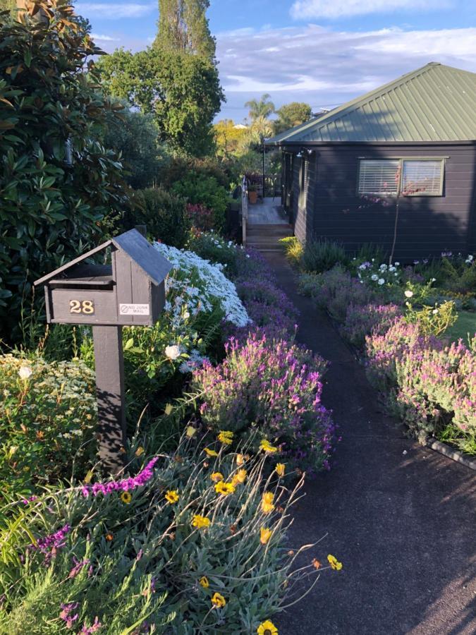 La Casita Waiheke Apartment Oneroa Екстериор снимка